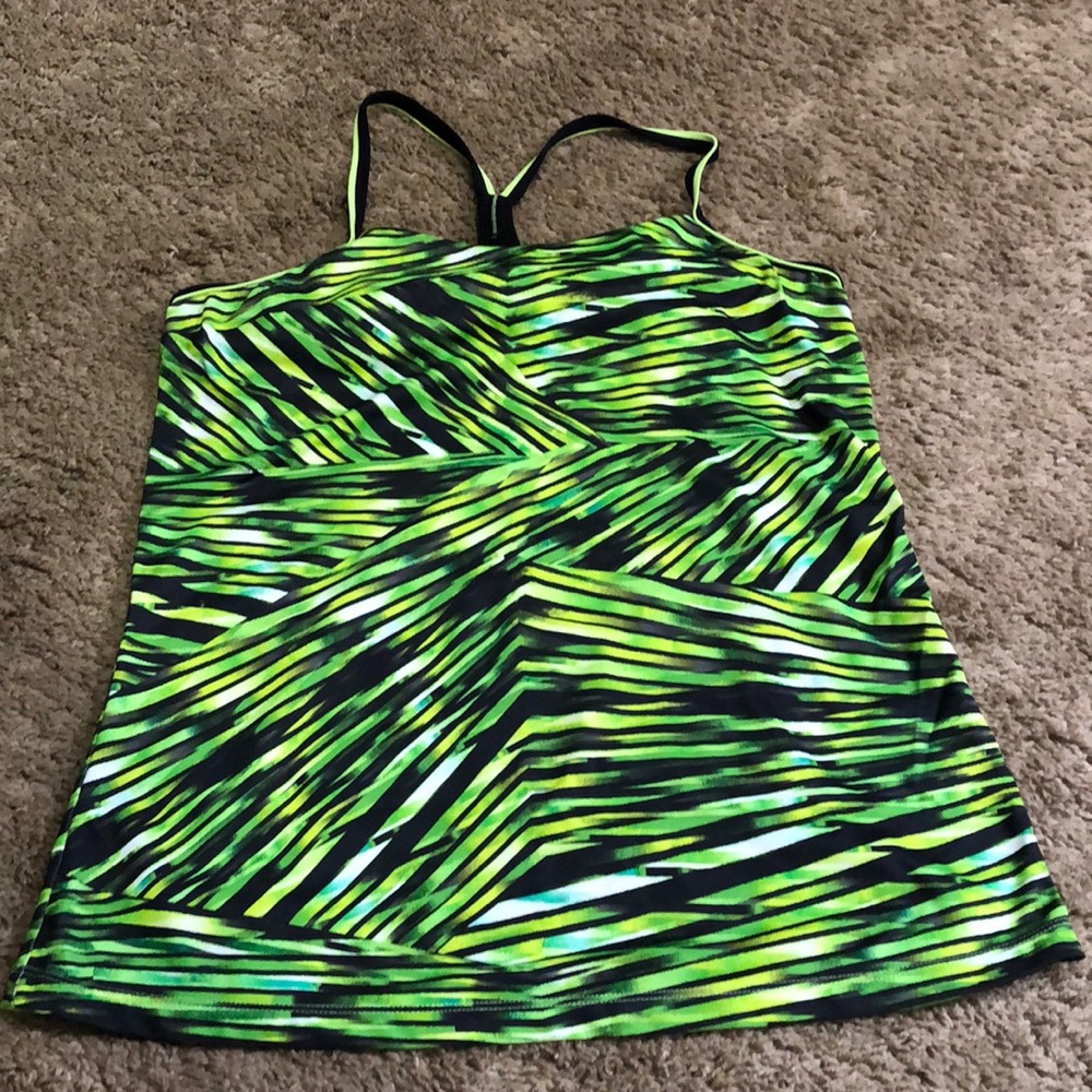 Workout shirt